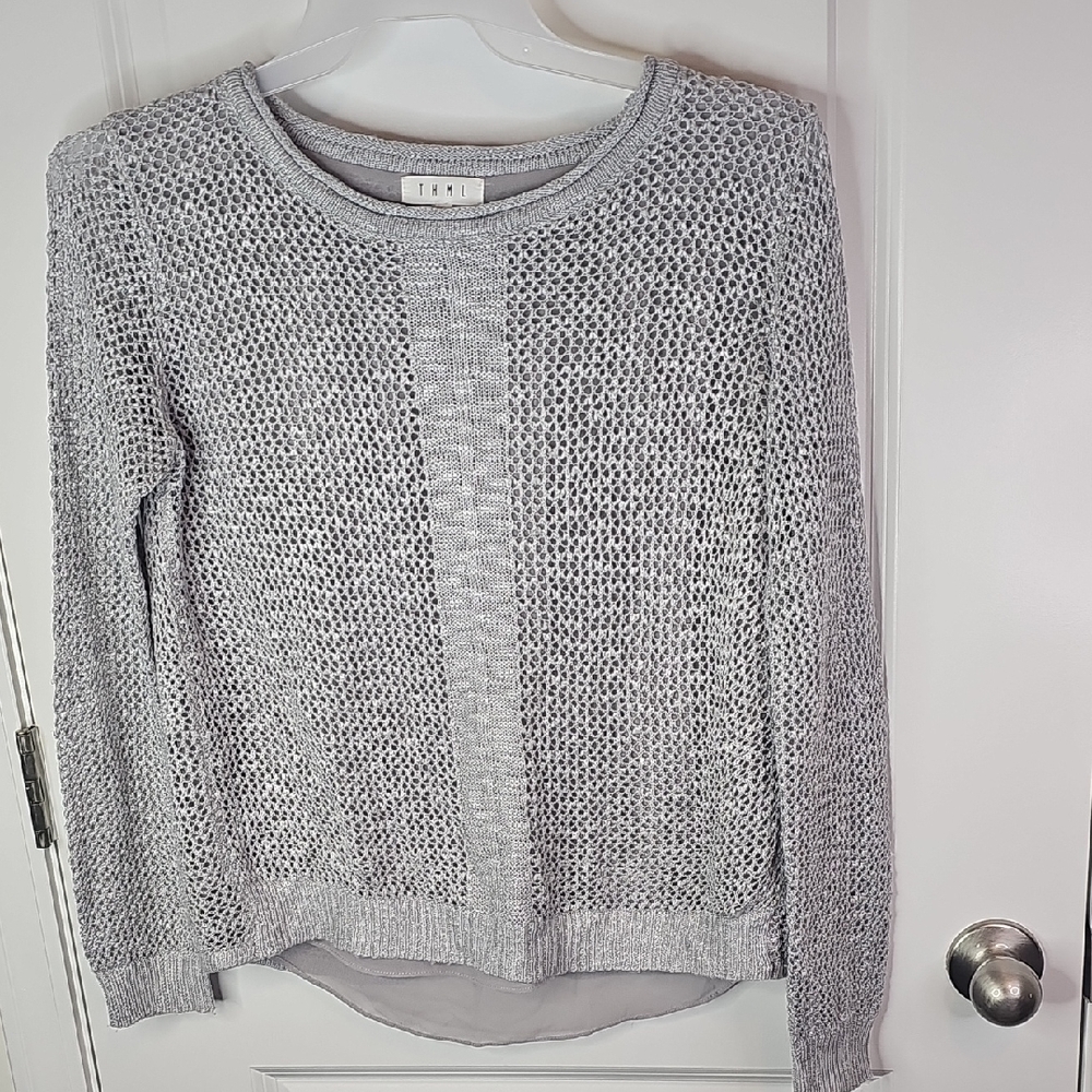 THML Light‎ Gray Crew Neck Sweater Size M